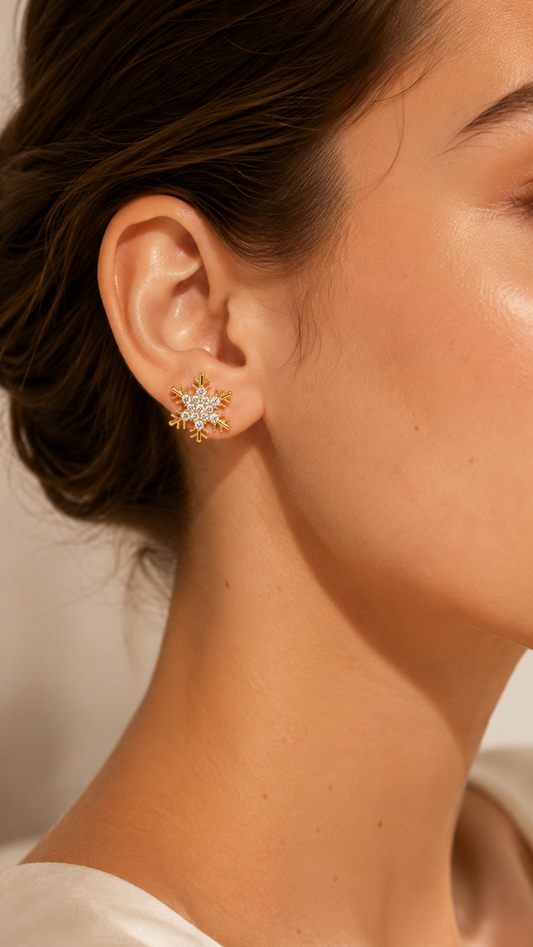Aurelia Snowflake Studs
