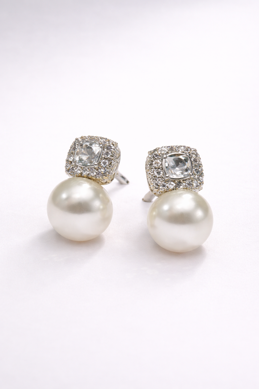 Elegant Pearl Shine Studs