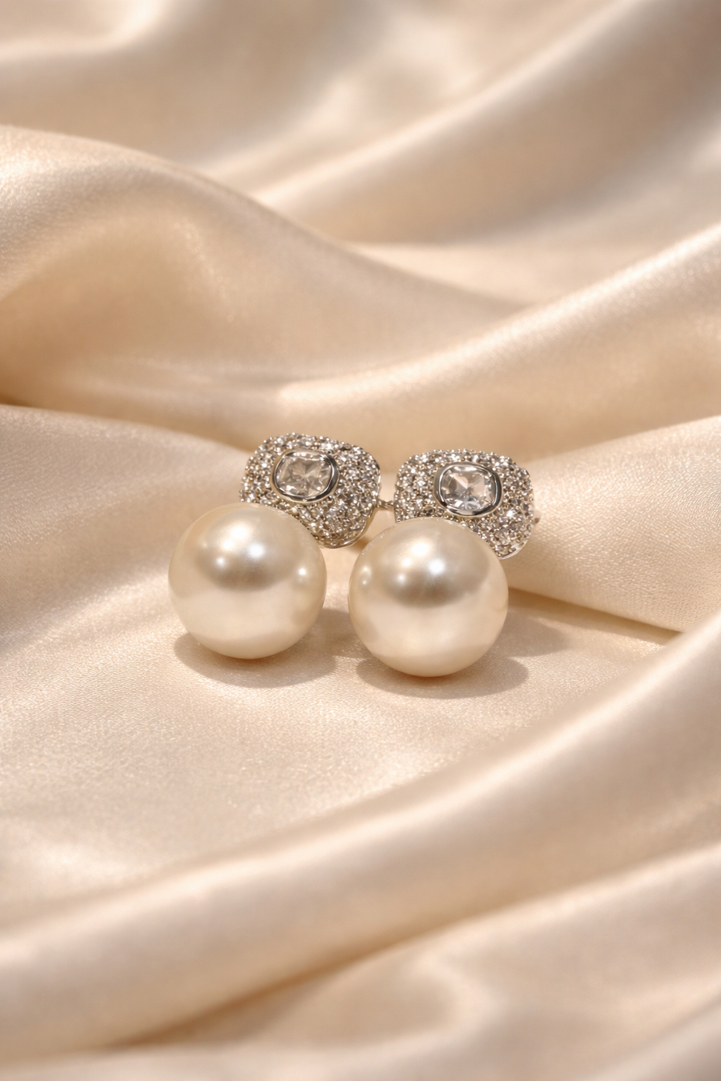 Elegant Pearl Shine Studs