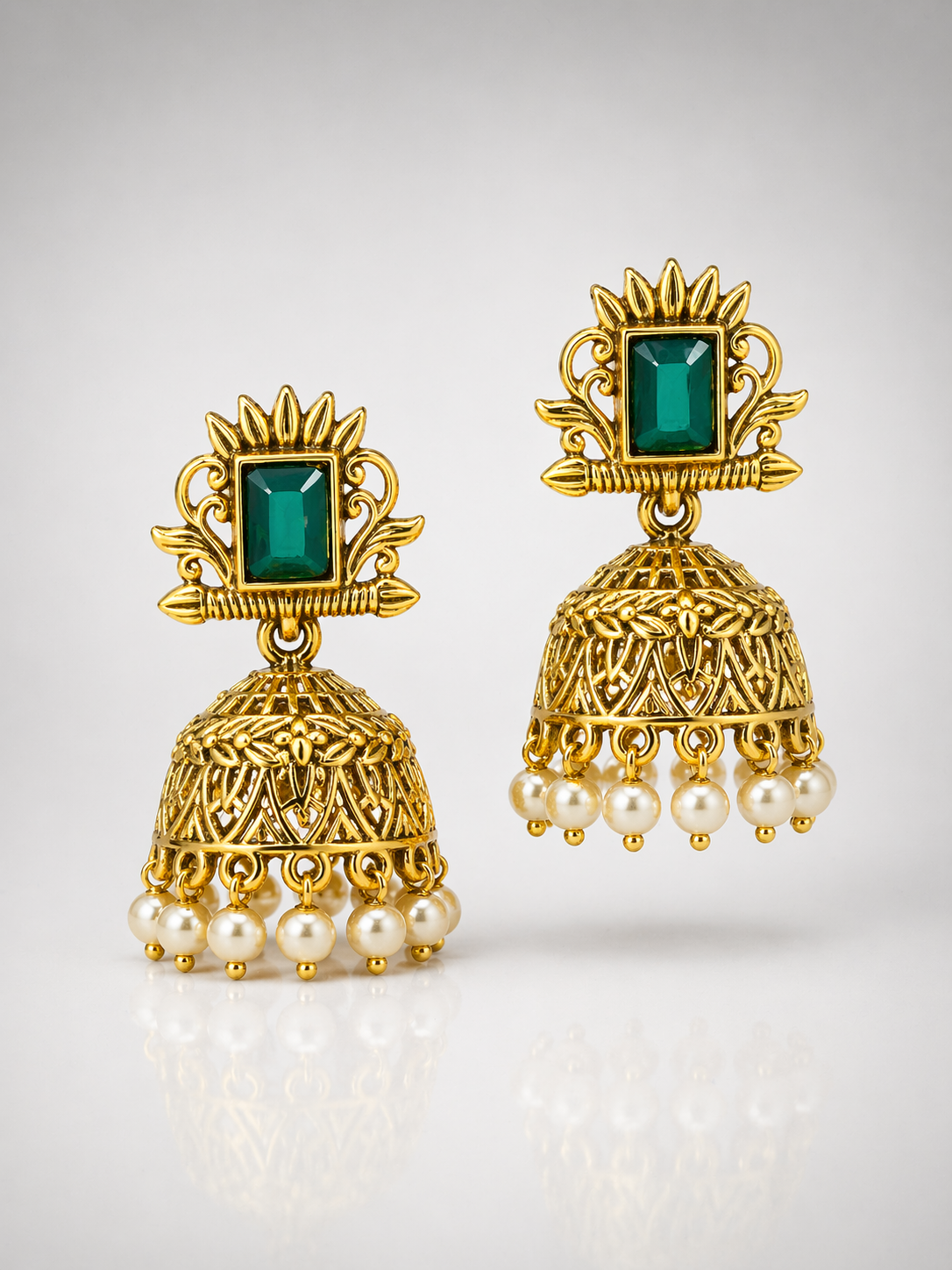 Zaria Emerald Pearl Jhumka Earrings