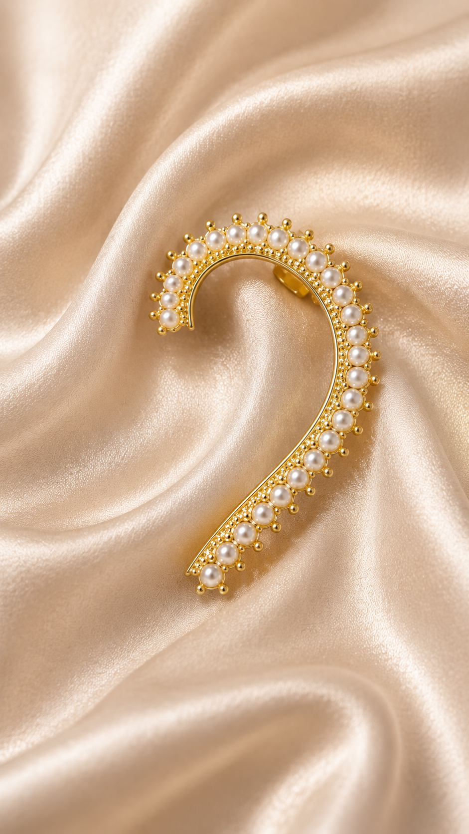 Golden Pearl Halo Ear Cuff