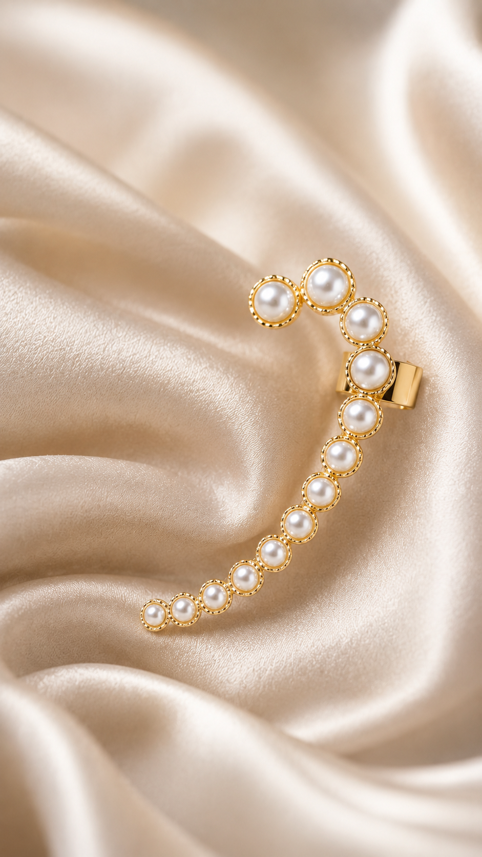Golden Pearl Grace Ear Cuff
