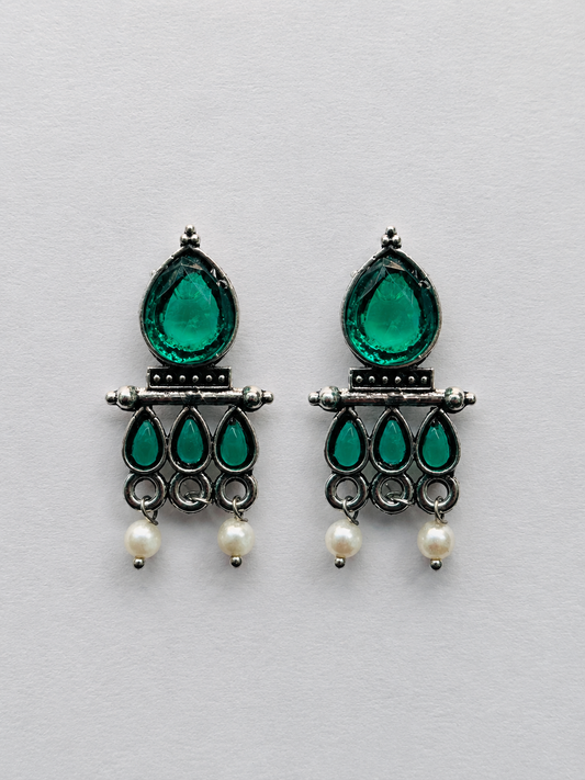Verdant Grace Pearl Drop Earrings