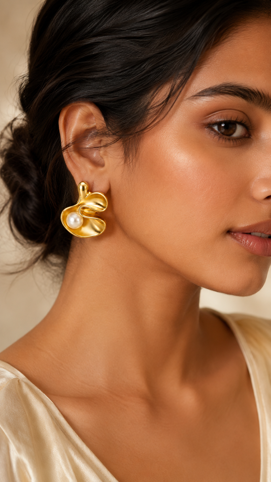 Abstract Pearl Stud Earrings