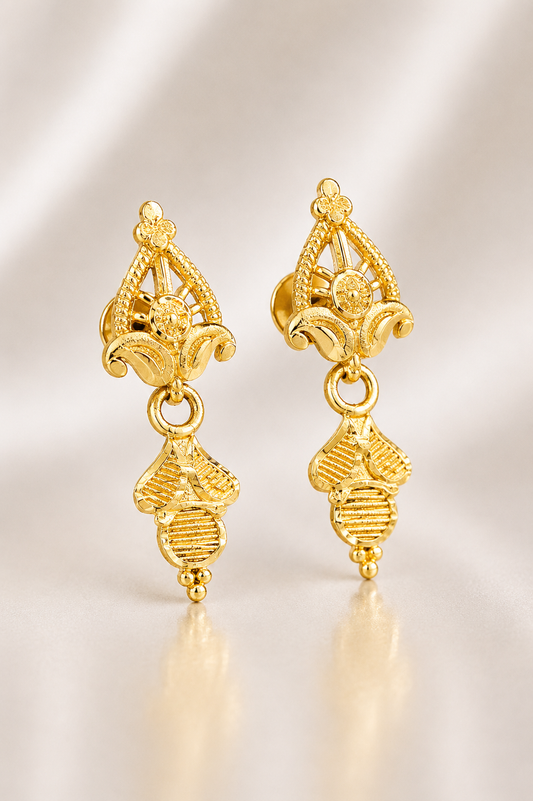 Ananya Filigree Spade Drops