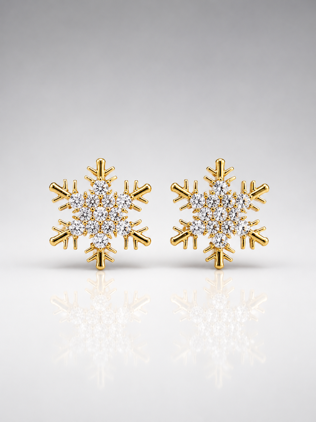 Aurelia Snowflake Studs