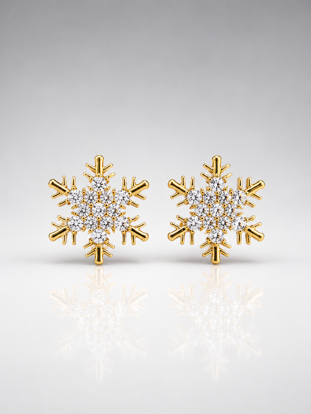 Aurelia Snowflake Studs