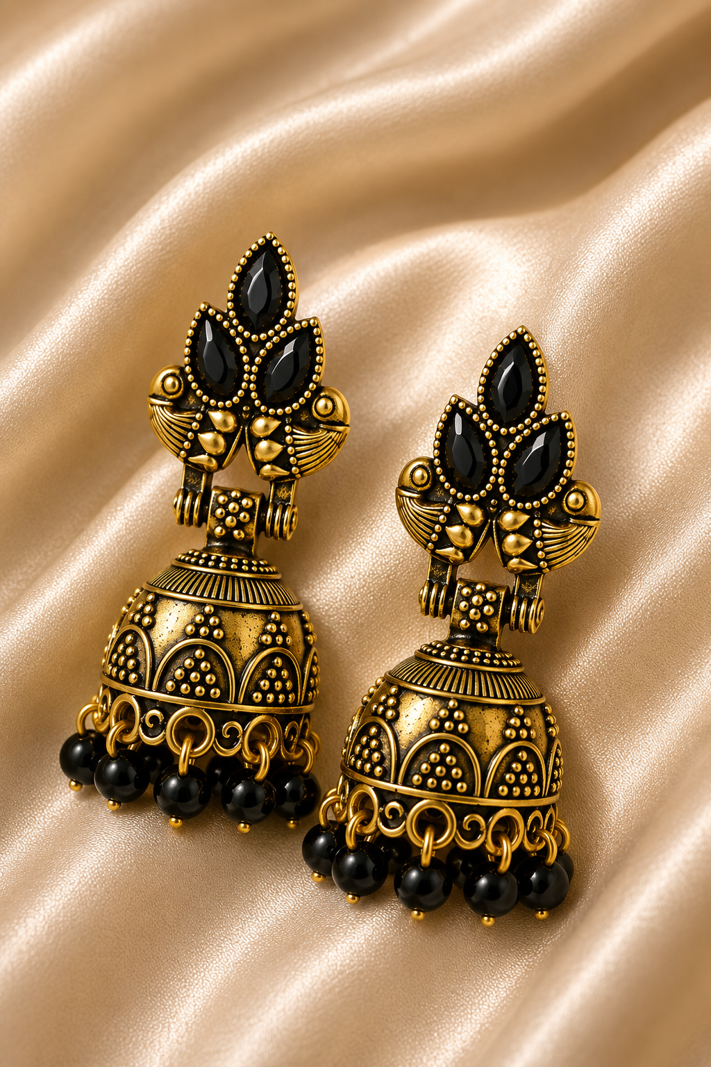 Shyama Noir Majesty Jhumkas