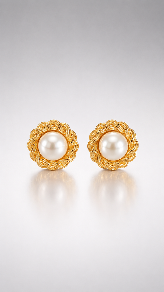 Pearl Wreath Stud Earrings